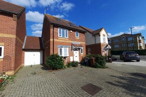 4 bedroom detached house for sale, Trevithick Close, Feltham, TW14