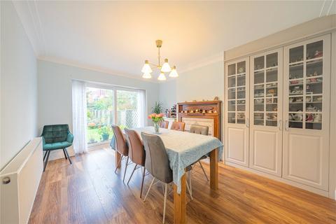 3 bedroom semi-detached house for sale, St. Annes Road, Leeds, West Yorkshire