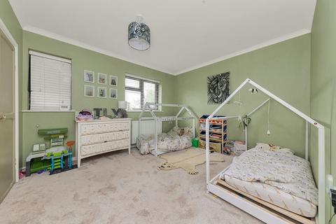 1 Hay Close, Balsham, Cambridge, CB21 4EJ
