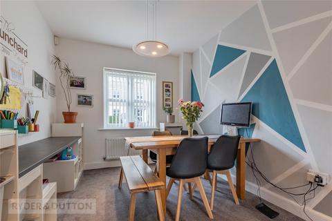 9 Austin Close, Huddersfield, HD3 3ZT