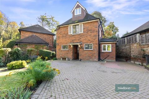 4 bedroom detached house for sale, Debden Lane, Essex IG10