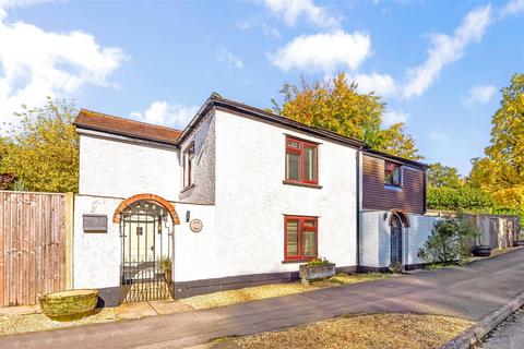 5 bedroom detached house for sale, London Road, Liphook