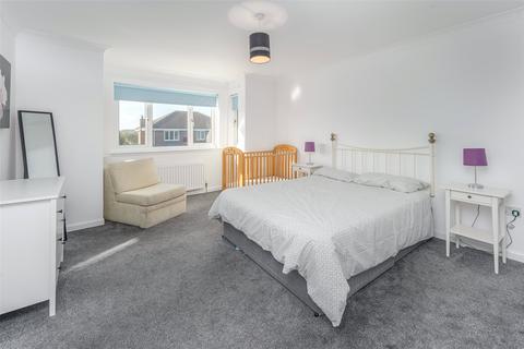 10 Castle Close, Seahouses, NE68 7BA