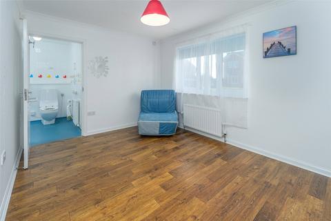 10 Castle Close, Seahouses, NE68 7BA