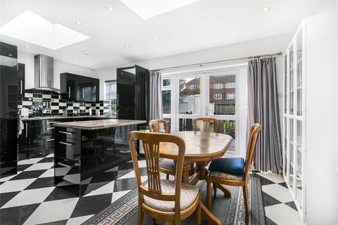 56 Gloucester Gardens, Cockfosters, Barnet, EN4 0QP
