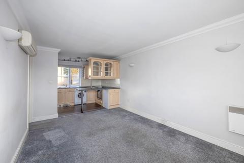 1 bedroom flat for sale, Parsonage Road, Horsham, RH12