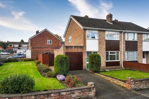 3 bedroom semi-detached house for sale, 24 Elizabeth Avenue, Goldthorn Hill, Wolverhampton, WV4 5AY