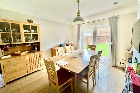 3 bedroom detached house for sale, Alton Road, Bournemouth, BH10