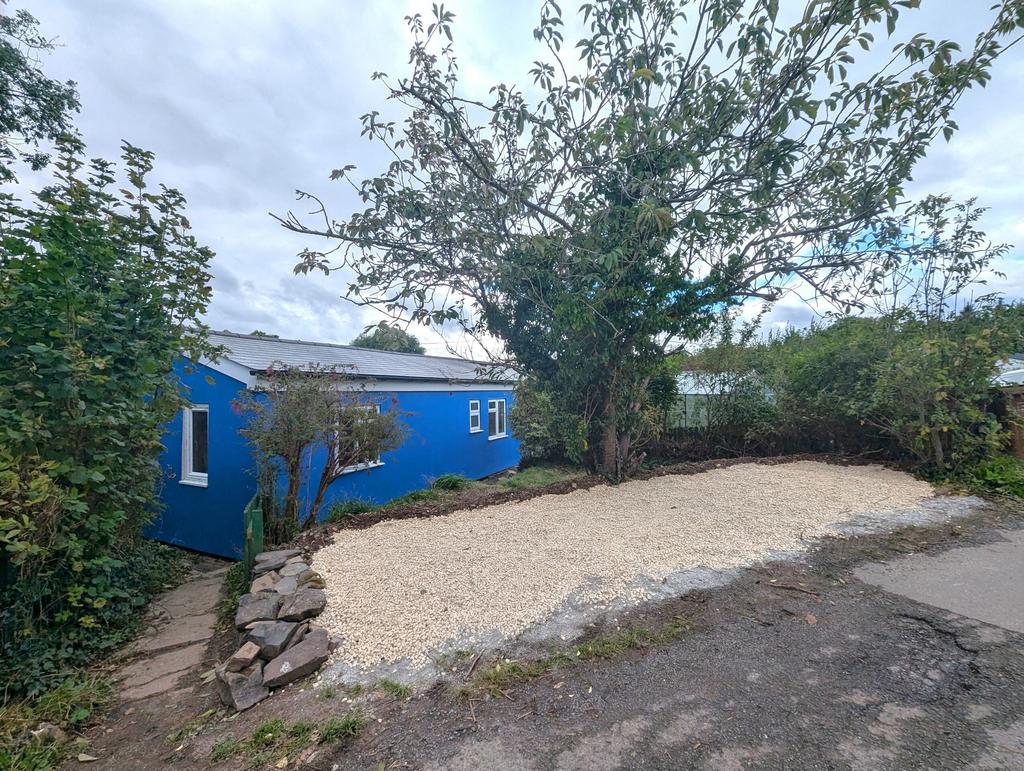 Huxhams Cross, Dartington 2 bed bungalow to rent £1,250 pcm (£288 pw)