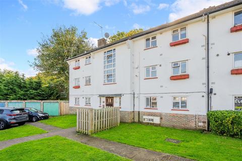 1 bedroom apartment for sale, Pound Road, Banstead