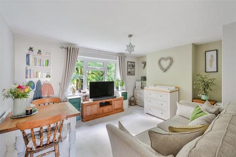 1 bedroom apartment for sale, Pound Road, Banstead