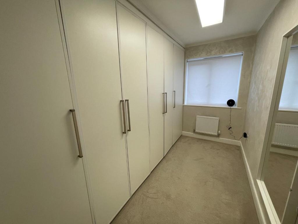 Bedroom3.jpg