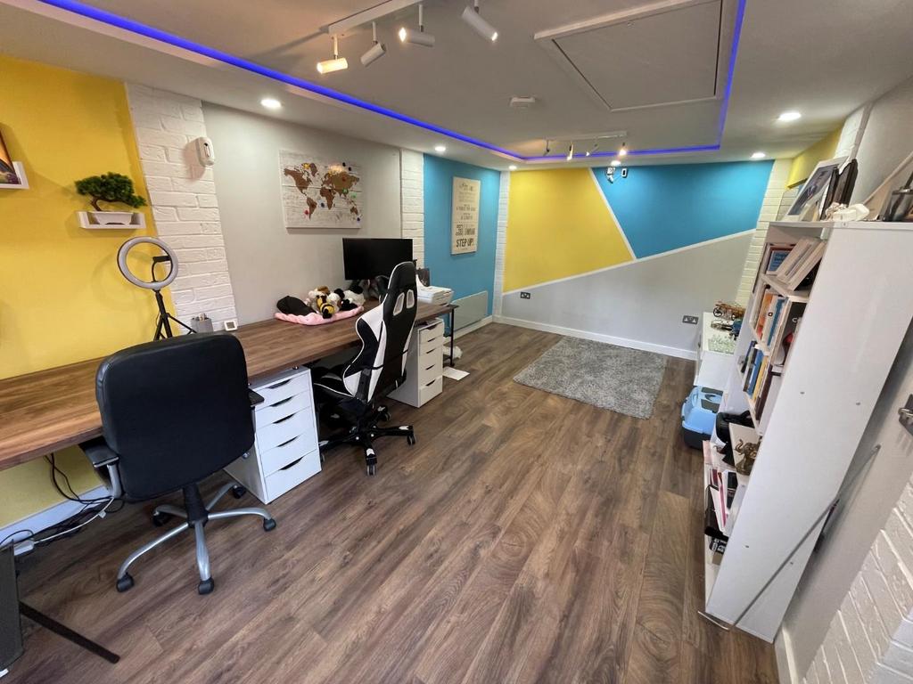 Office.jpg