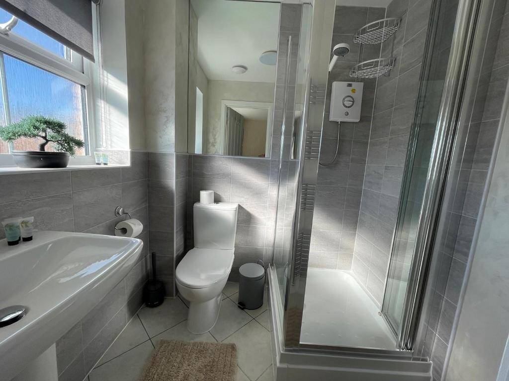Ensuite.jpg