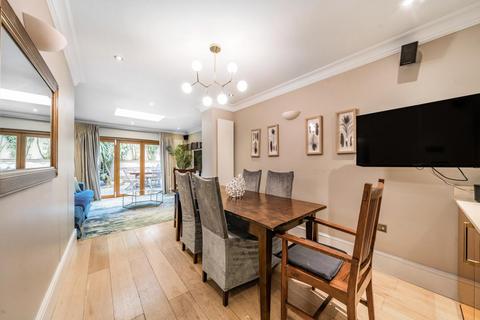 121 Lansdowne Way, London, SW8 2NP