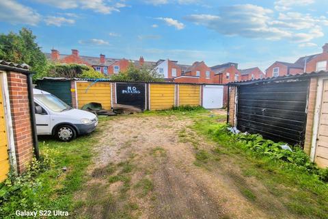undefined, Bishops Road, Reading, Berkshire, RG6 1NP
