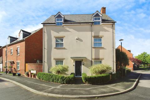 4 bedroom detached house for sale, Tortworth Road, Swindon, SN25