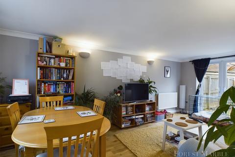 3 bedroom end of terrace house for sale, Ellworthy Court, Frome