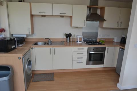 2 bedroom flat to rent, Hassocks Close, Beeston NG9