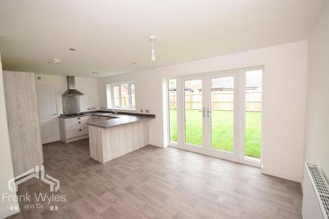 4 bedroom detached house for sale, Harker Lane, Lytham St Annes, Lytham St. Annes, Lancashire, FY8 3FY