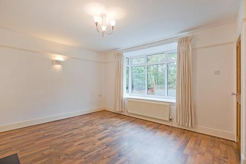 3 bedroom terraced house for sale, Ilkley Road, Addingham LS29