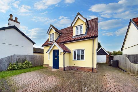 3 bedroom detached house for sale, The Street, Bridgham, NR16