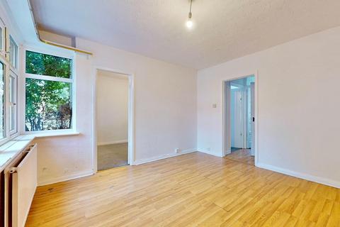 64 Grantham Gardens, Romford, RM6 6HJ