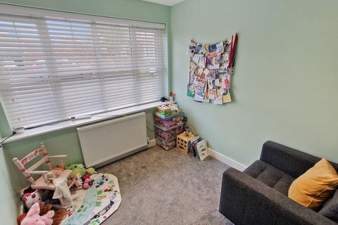 24 Thistle Croft, Astley, Manchester, M29 7SY