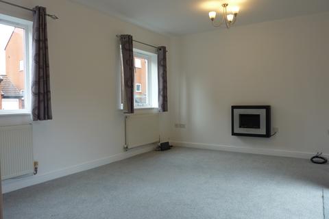 4 bedroom townhouse to rent, Turneys Drive, Wolverton Mill MK12