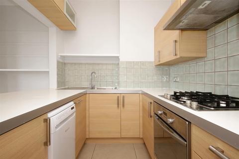 2 bedroom flat for sale, Florence Road, Stroud Green