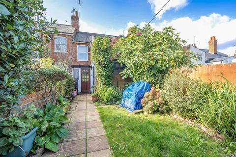 69 Mount Pleasant, Reading, RG1 2TF