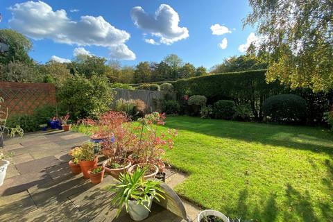 4 bedroom detached house for sale, Tall Trees Drive, Stourbridge DY9