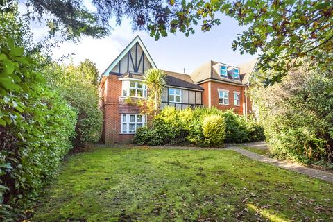 2 bedroom apartment for sale, Alexandra Road, Hampshire GU14