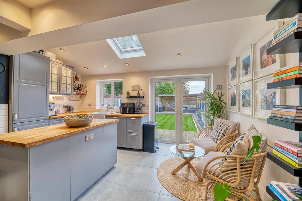 Kitchen/Family Room