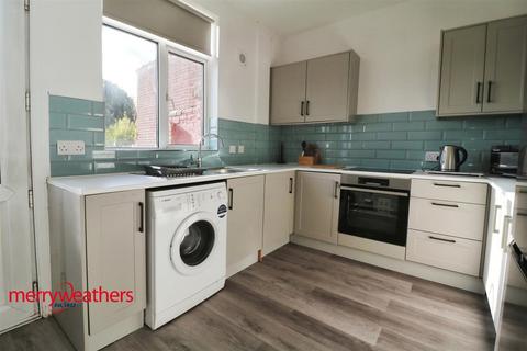 3 bedroom end of terrace house for sale, Kilnhurst Road, Rawmarsh, Rotherham