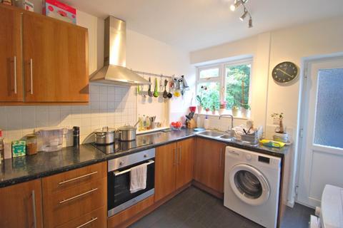 3 bedroom terraced house to rent, Ashley Road, Wilmslow