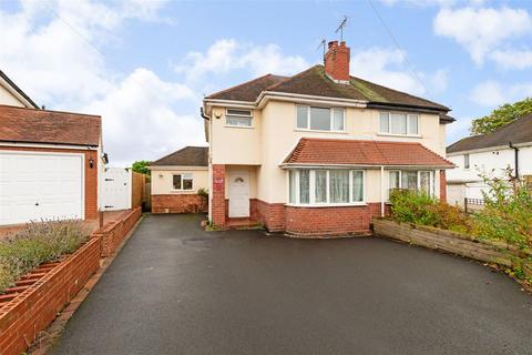 4 bedroom semi-detached house for sale, 61 Birchfield Road, Kidderminster