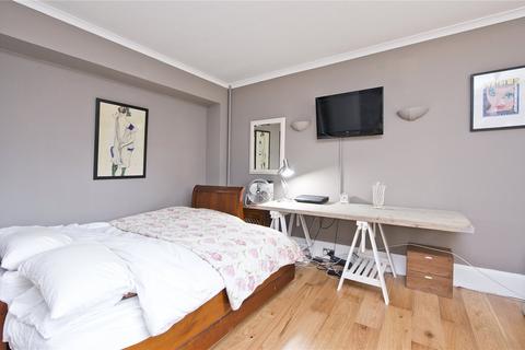 Studio for sale, London SW3