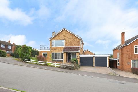 3 bedroom detached house for sale, Netherfield Road, Chesterfield S40