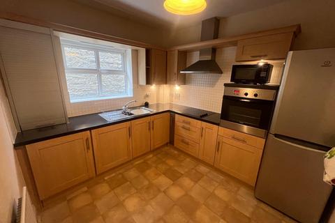 2 bedroom flat to rent, Low Beck, Ilkley, West Yorkshire, UK, LS29