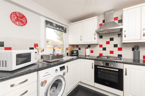 30 Ranworth Close, Erith, DA8 3AD