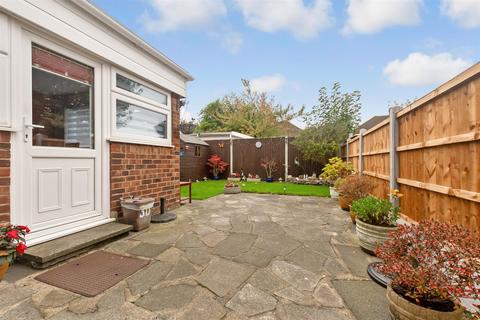 30 Ranworth Close, Erith, DA8 3AD