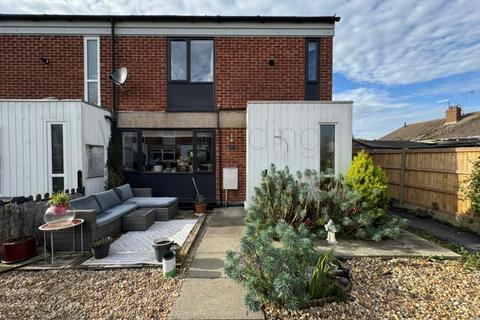 3 bedroom end of terrace house for sale, Lucerne Drive, Whitstable CT5