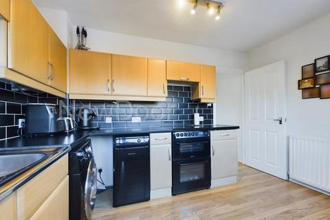 2 bedroom terraced house for sale, Kingston Road, Bishopton, PA7