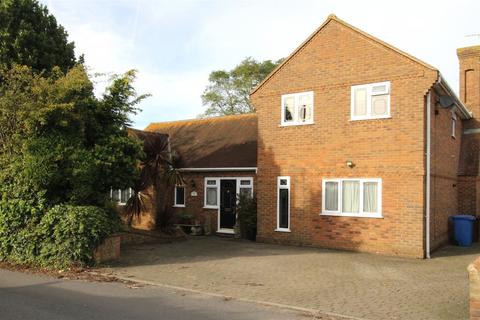 5 bedroom house for sale, Plough Road, Minster On Sea, Sheerness