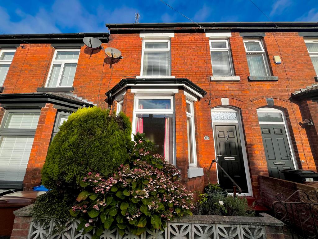 Jennings Street, Edgeley 2 bed semi-detached house - £230,000