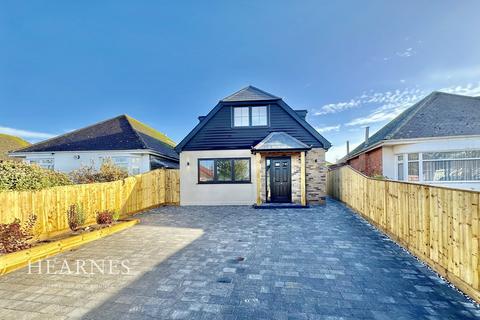 4 bedroom detached house for sale, Pauntley Road, Mudeford, Christchurch, BH23