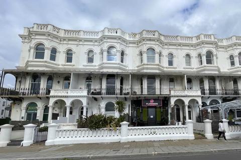 2 bedroom flat to rent, Marine Parade, Worthing , West Sussex