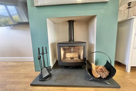 43 Blackshaw Road, Glossop, SK13 7SN