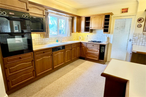 3 bedroom bungalow for sale, 37 Claremont Avenue, Bramcote, NG9 3DG